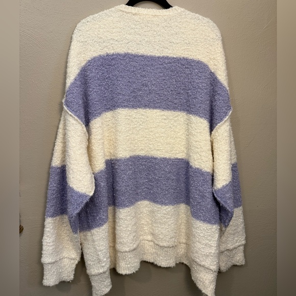 NWT Talulah Oversized Striped Purple Cream Henley Sweater Cozy Size Medium - Picture 2 of 7